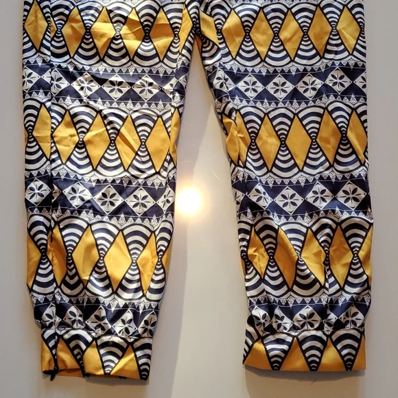 Women's Pants - Picture 2 of 12